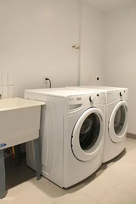 Rented by Level Group | media 34