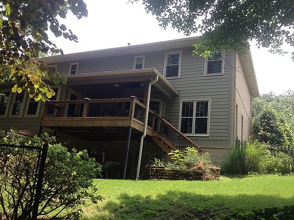 Rear hardi-siding w/ deck