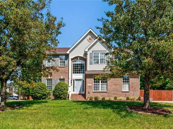 3744 Deerfield St, High Point, NC 27265