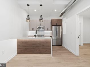 203 S 13th St #3C, Philadelphia, PA 19107