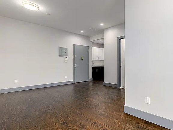 3rd image of 1277 Putman Ave #2A