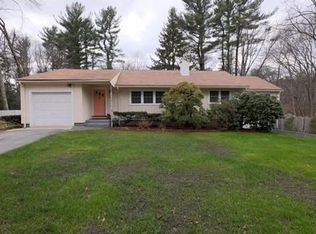 20 Hemlock Ln, Bedford, MA 01730