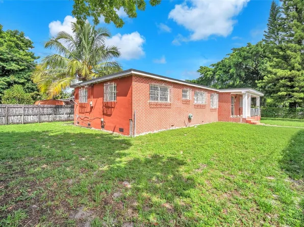 5750 E 3rd Ave, Hialeah, FL 33013