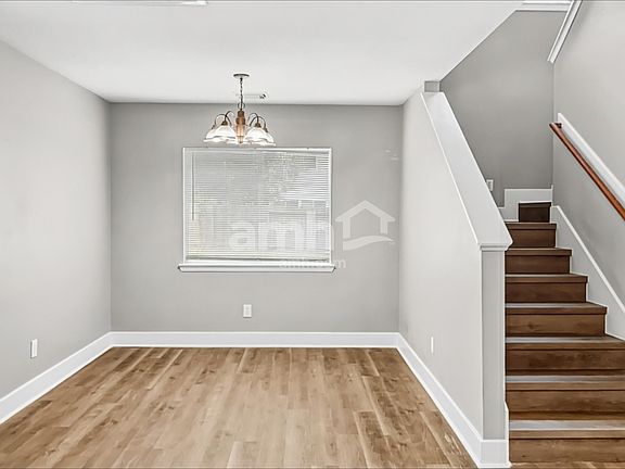 5th image of 833 Lightningbug Ln