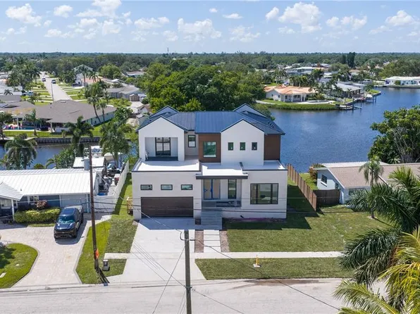 4692 DOVER STREET NE, ST PETERSBURG, FL 33703