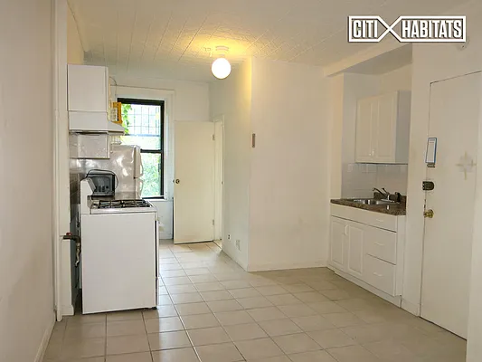 Rented by Citi Habitats | media 3