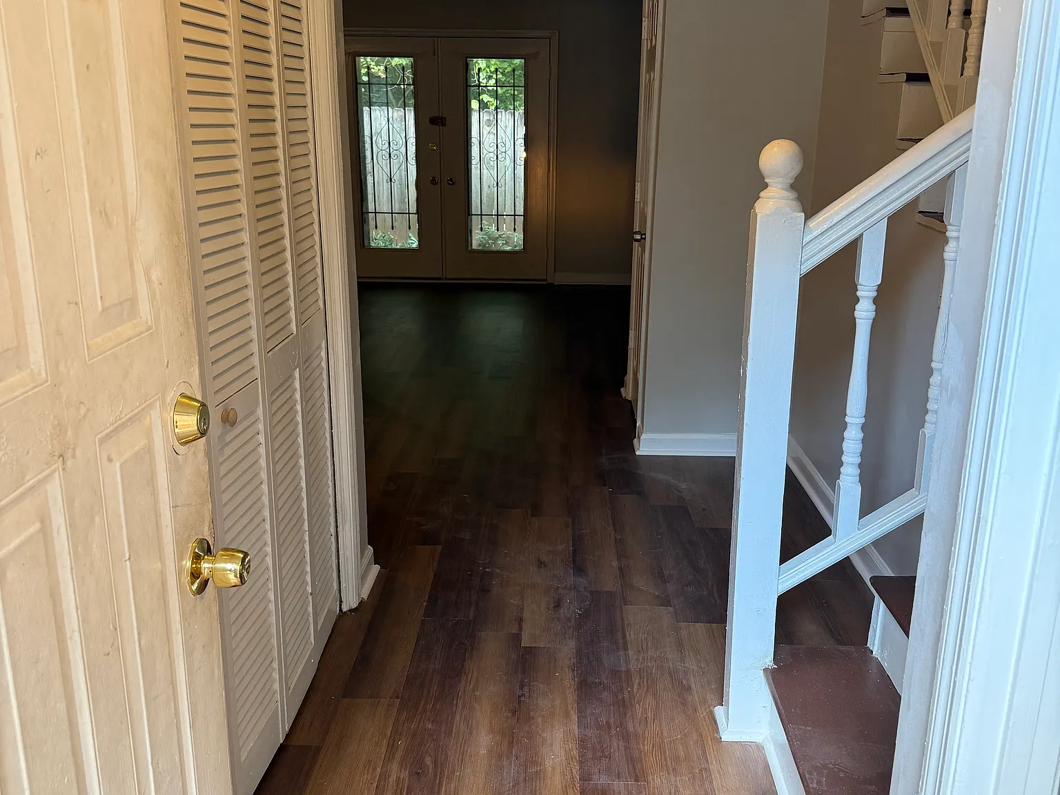 2 bed, 1.5 bath, 1268 sqft, $1,250 — Photo 2
