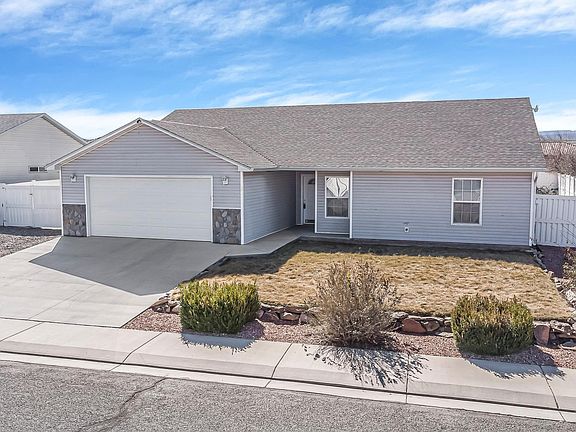 3rd image of 2827 B 3/10 Rd