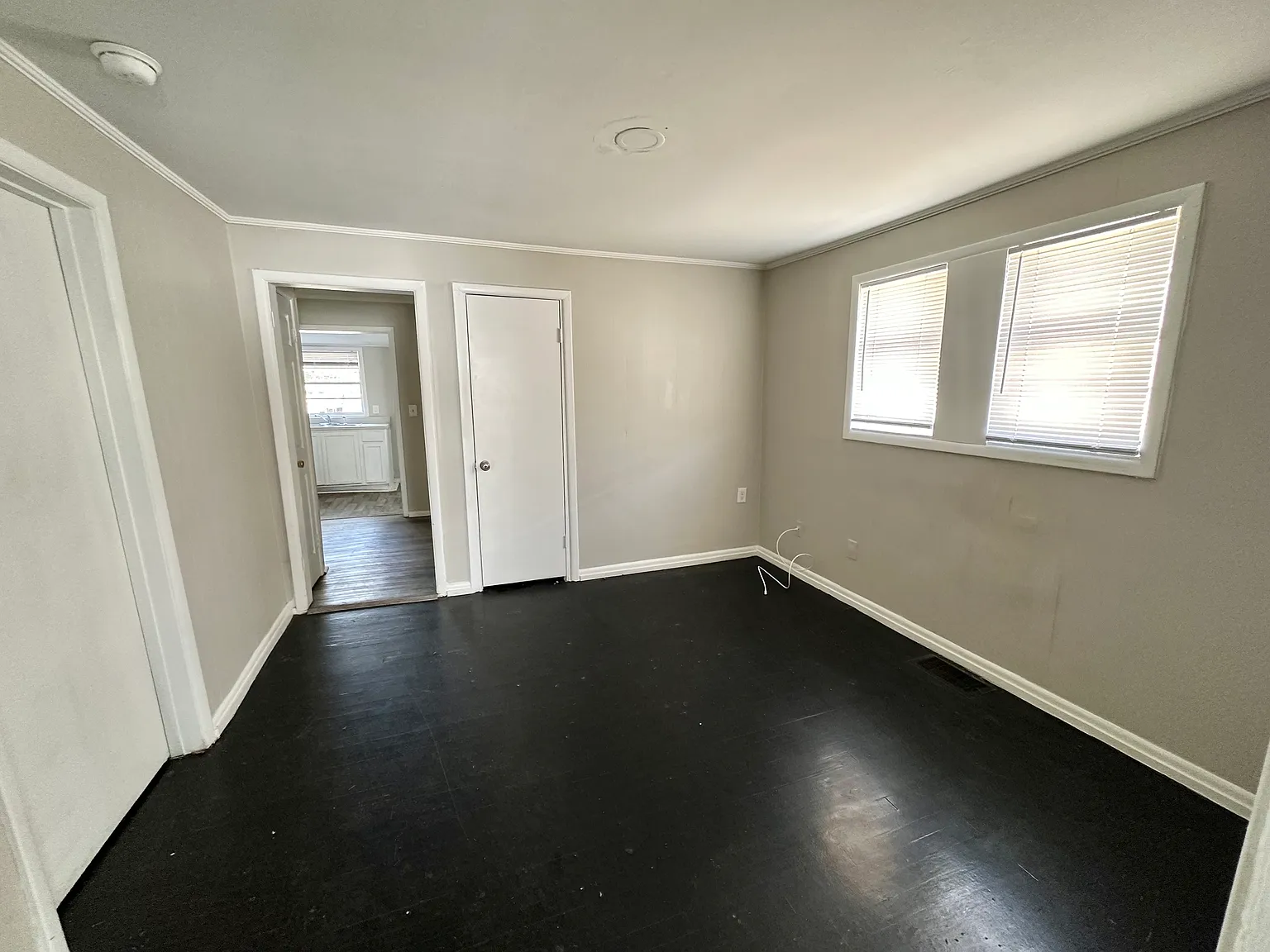 2 bed, 1104 sqft, $950 — Photo 3