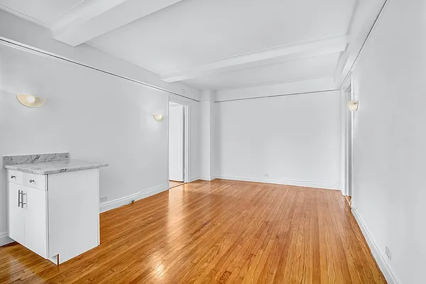 Rented by Akelius Real Estate Management | media 12