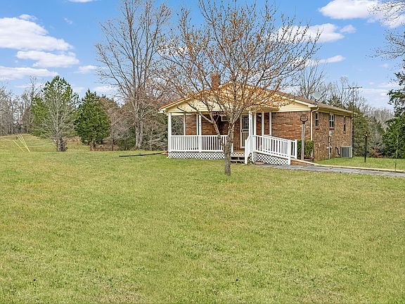 2nd image of 2289 Cumberland City Rd