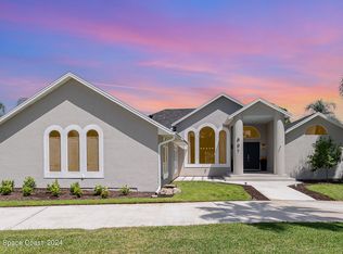 697 Spring Lake Dr, Melbourne, FL 32940