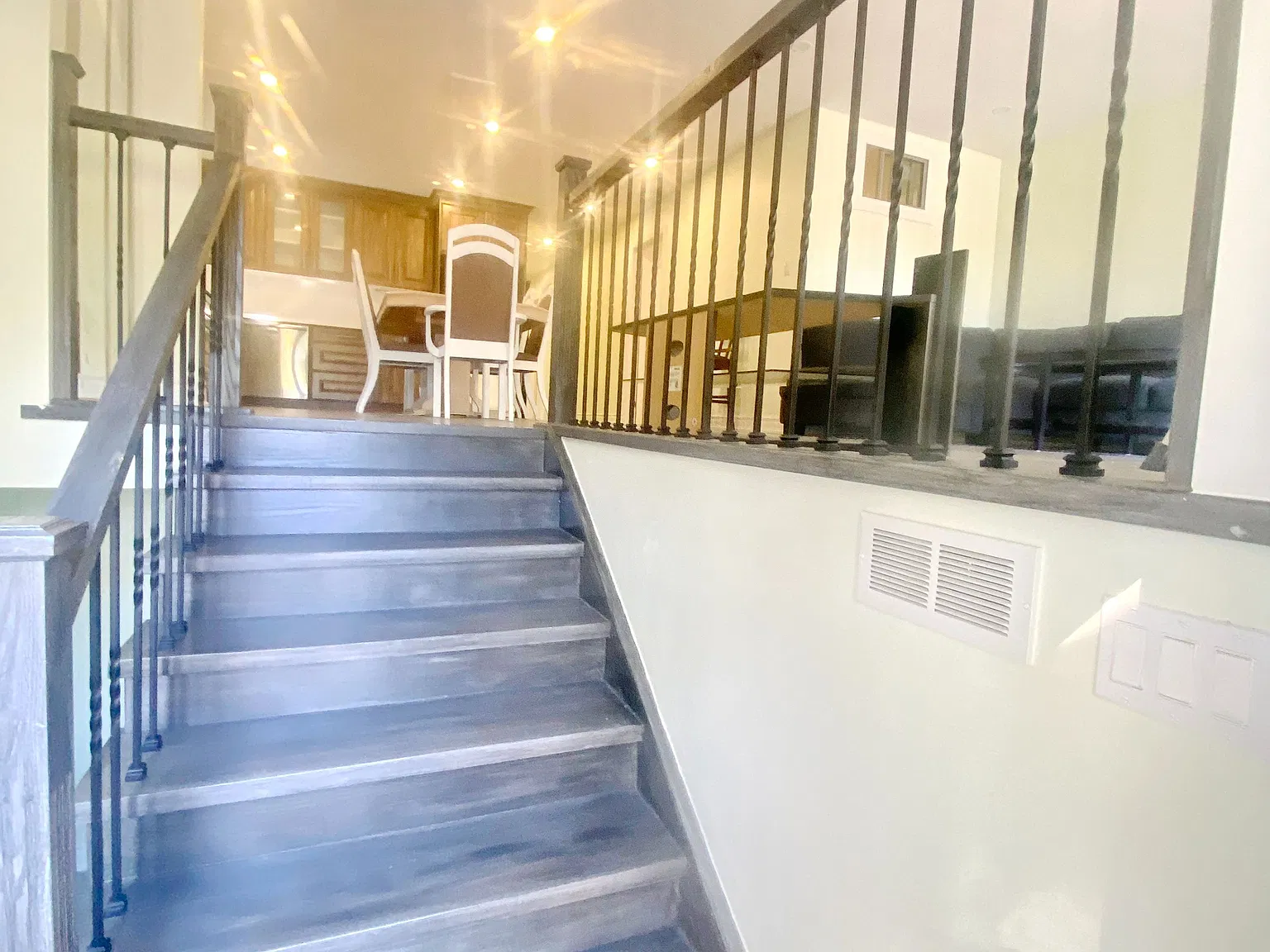 4 bed, $2,800 — Photo 3
