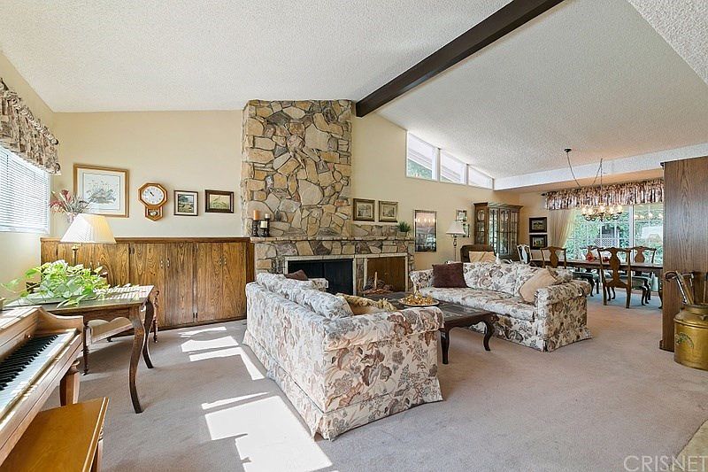 あページ 18223 Kinzie St, Northridge, CA 91325 | Zillow