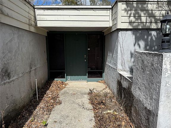 3rd image of 8802 NW 6th Pl