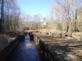 92 Paul McCoy Rd, Lake Toxaway, NC 28747