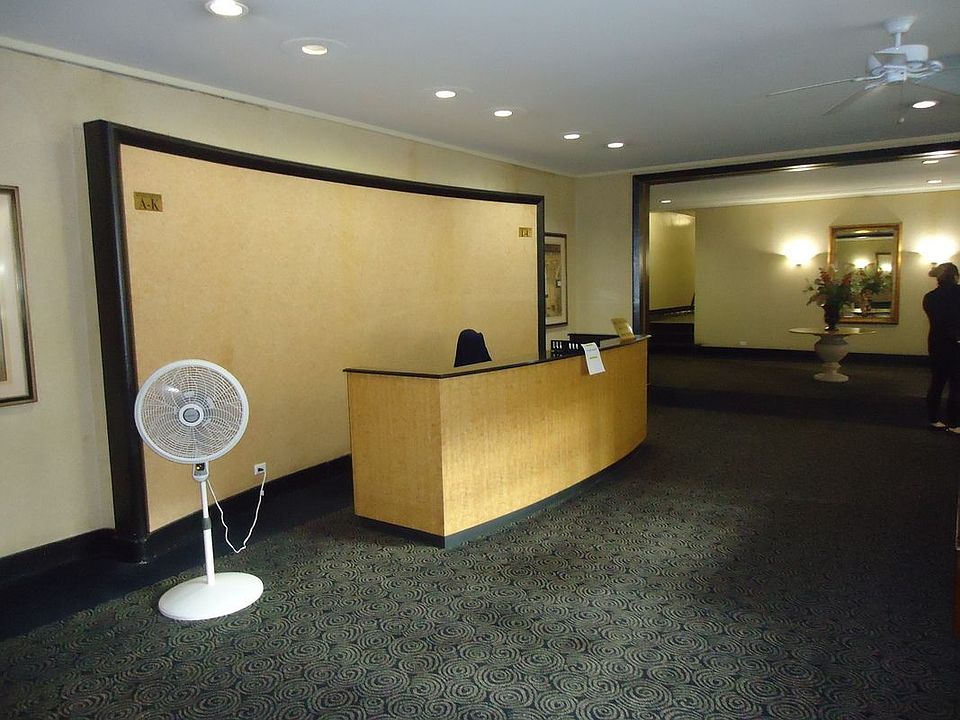 1st image of 12325 82nd Ave APT 6M