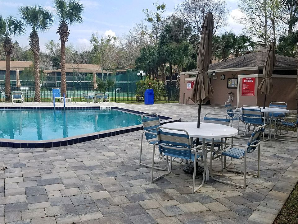 1st image of 170 Palmetto Woods Ct APT 2C