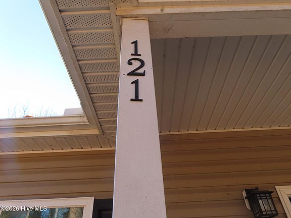 2nd image of 121 Sycamore Drive