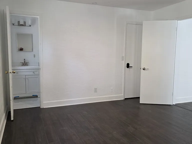 5210 Dr Martin Luther King Jr St N — Photo 16