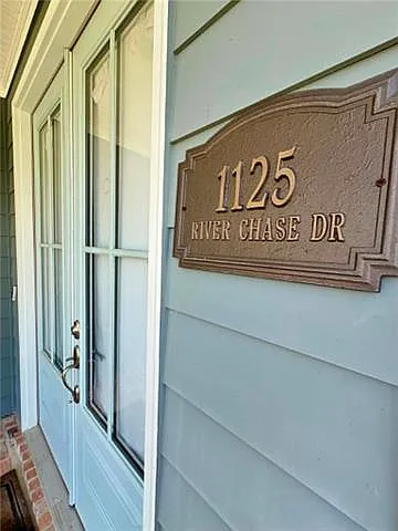 1125 River Chase Dr — Photo 4