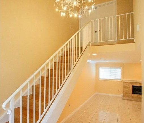 3rd image of 1748 Fairridge Cir