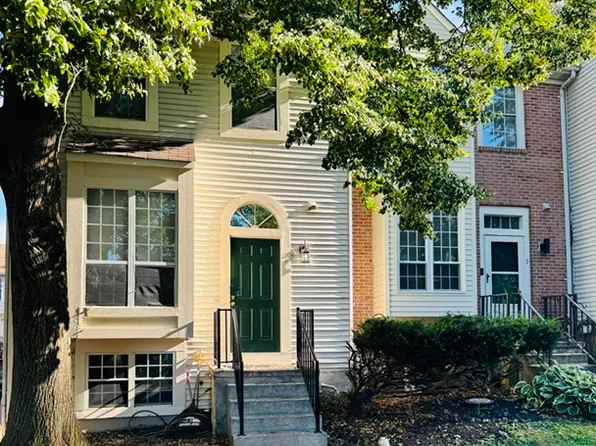 5 Cherry Manor Ct, Reisterstown, MD 21136