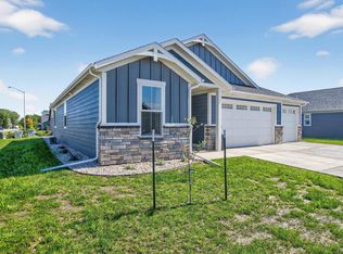 3002 Hazelnut Ln, Rapid City, SD 57703