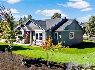 810 Willet Ln, Redmond, OR 97756