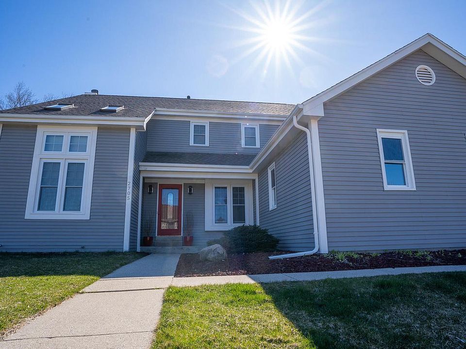 1st image of 2705 Burton DRIVE