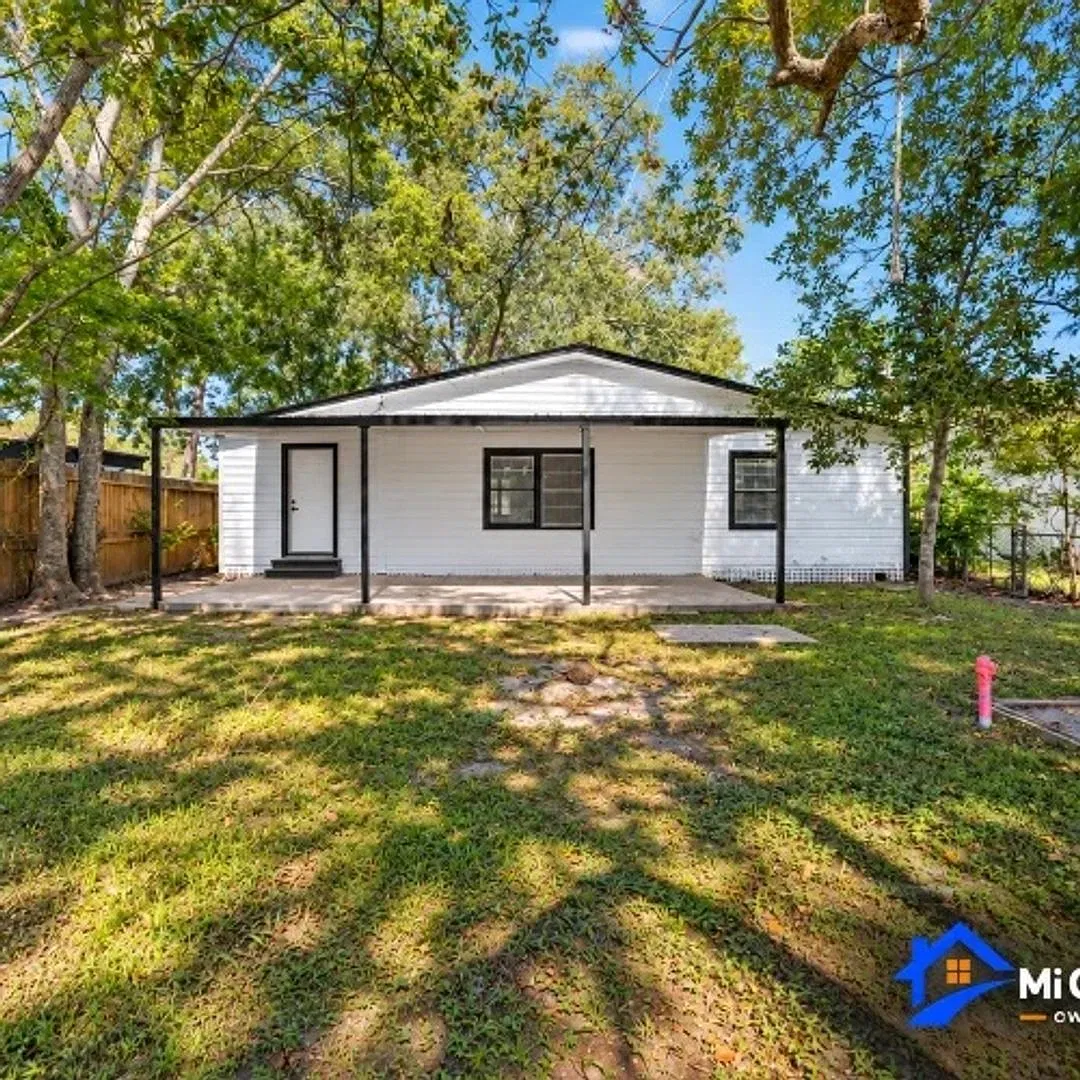 303 Cherry Creek Rd | 3 Bedrooms in Dayton | Allegiant — Photo 1
