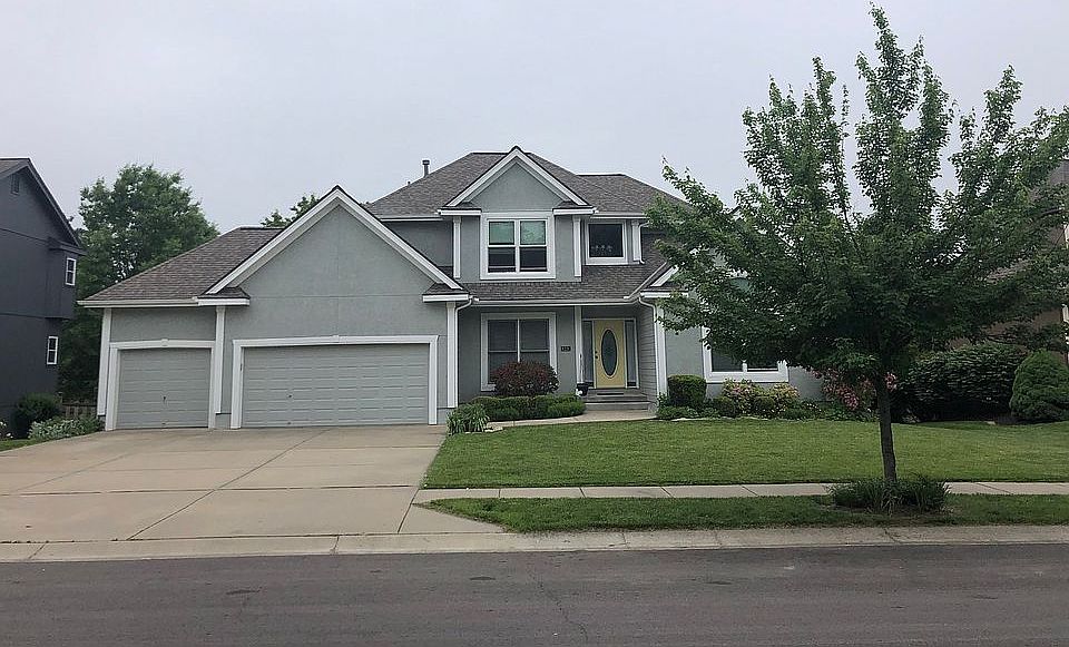 1st image of 1221 Huntington Dr