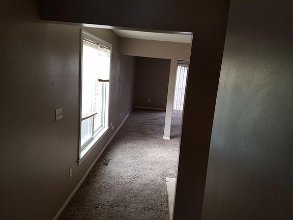 5th image of 6908 Orchard St #6908