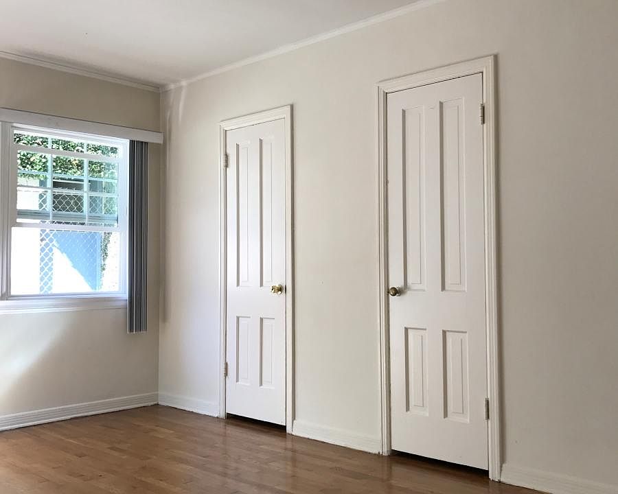 1st image of 547 Kelton Ave