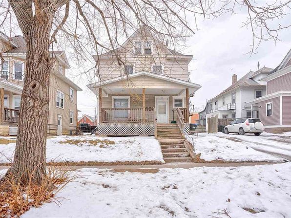 125 N Van Buren St #3