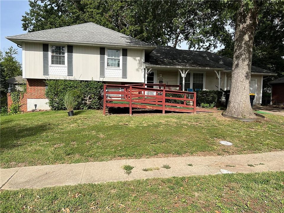 1st image of 8308 E 105th St