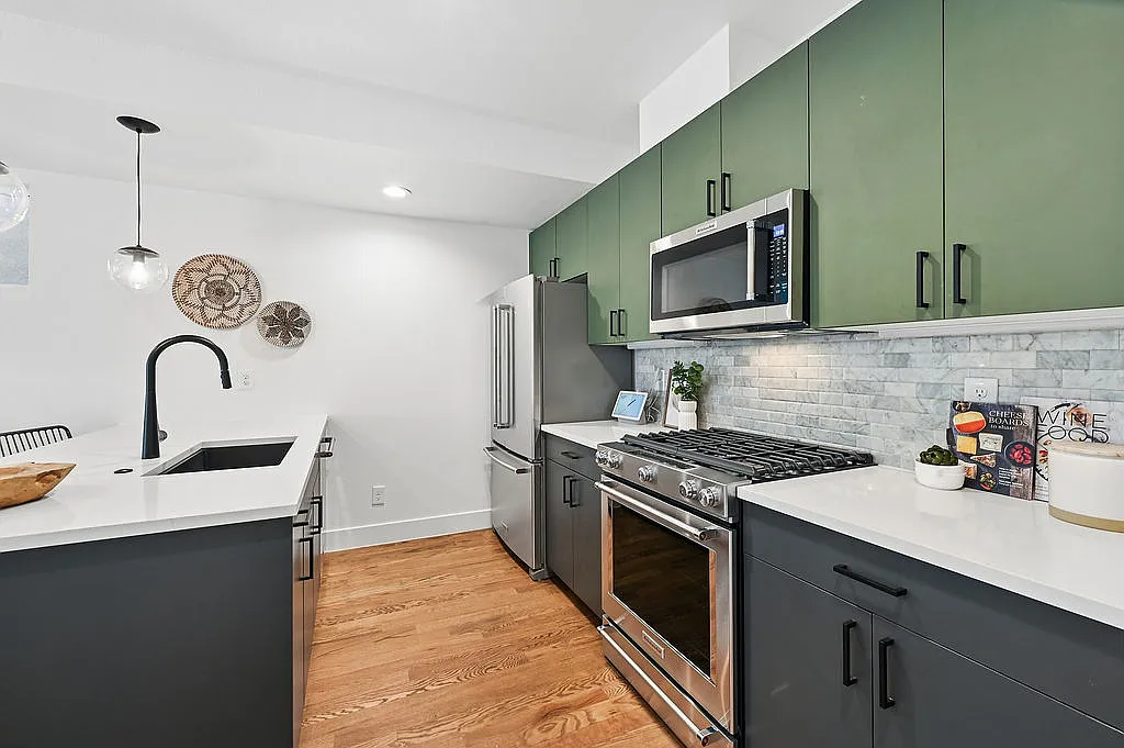 1250 Tennyson St — Photo 4