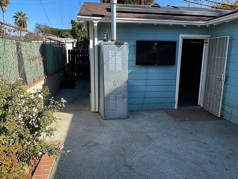 12811 La Cuarta St — Photo 7