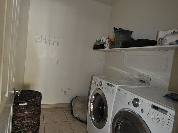 5th image of 6105 N Placita San Agustin