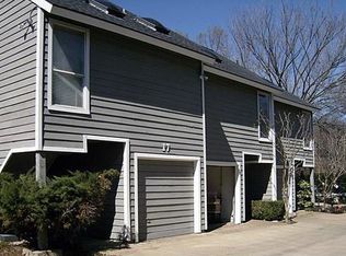 9222-2 Church Rd APT 202, Dallas, TX 75231