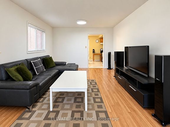 3rd image of 1395 Ferncliff Cir
