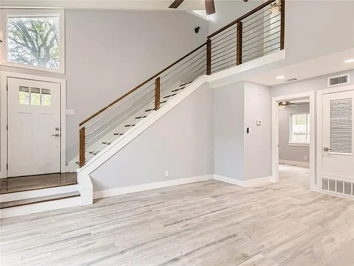 2 bed, 2.0 bath, $2,345 — Photo 3