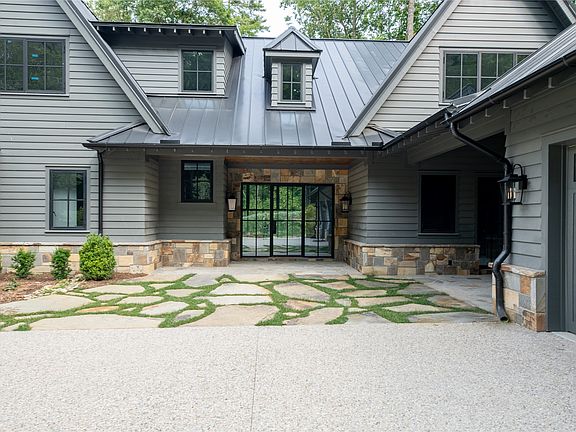 3rd image of 86 High Gate Drive