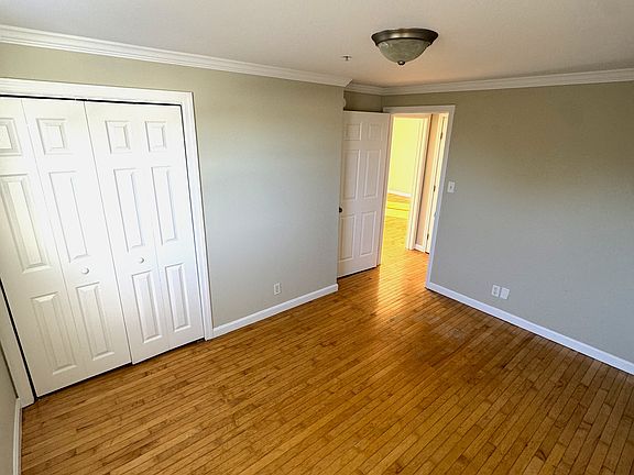 5th image of 17 Burnham St APT 11