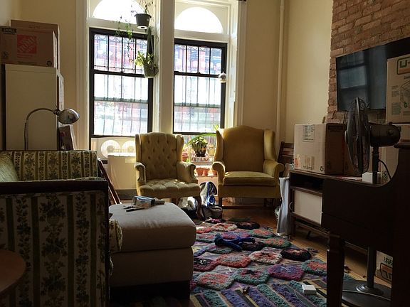 3rd image of 257 Lexington Ave APT 1L