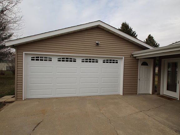 3rd image of 5478 Heartwood Ln