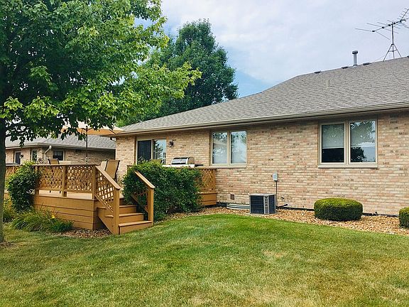 3rd image of 824 Wyndstone Dr