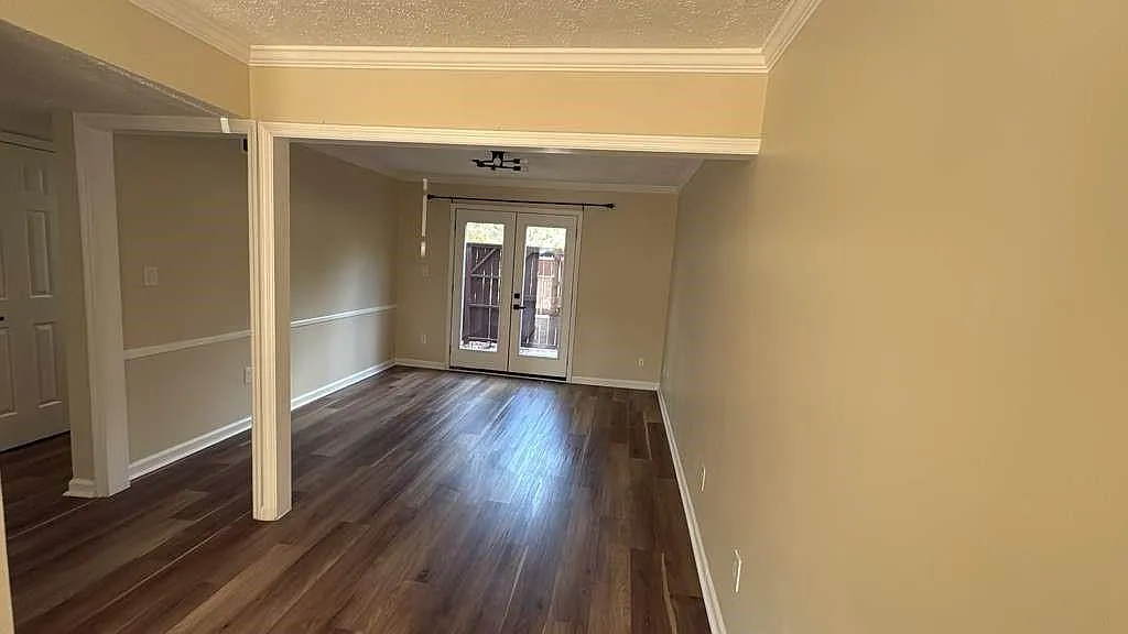 2 bed, 2.5 bath, 1497 sqft, $2,150 — Photo 4