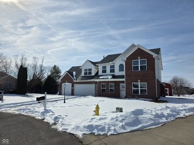54 Spring Lake Ct, Trafalgar, IN, 46181