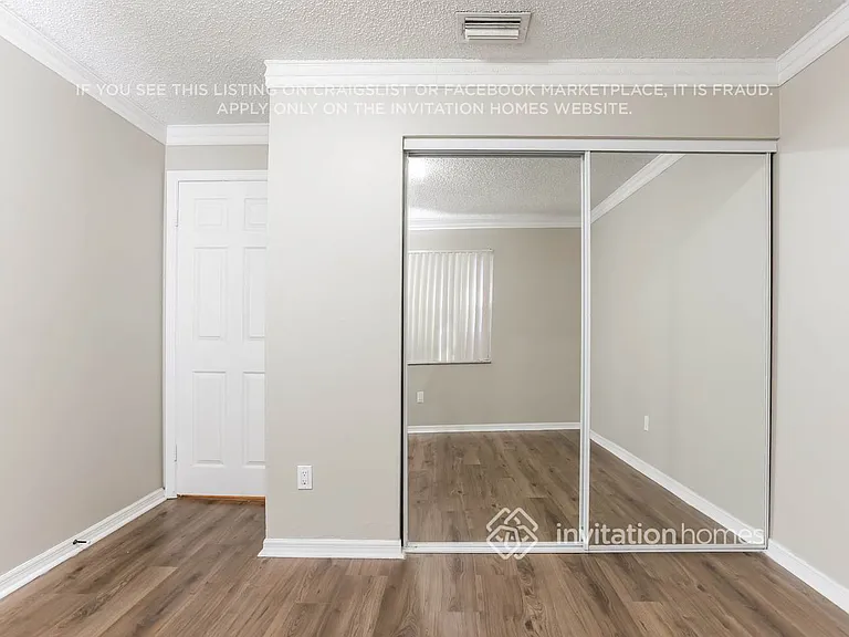 631 Royal Palm Way — Photo 13